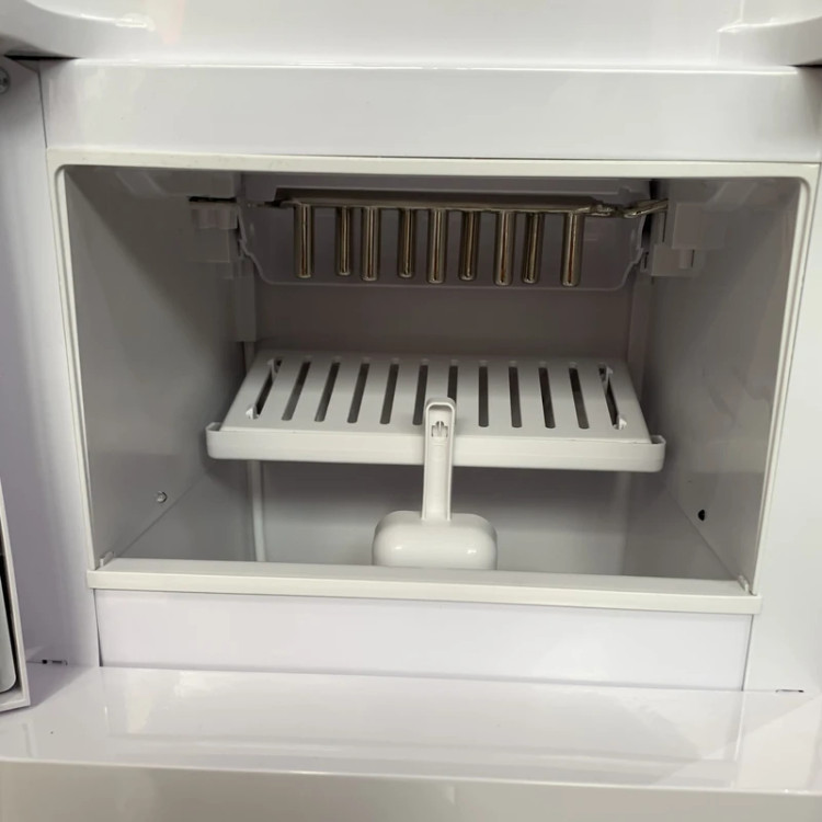 آبسردکن و یخساز UE-1030